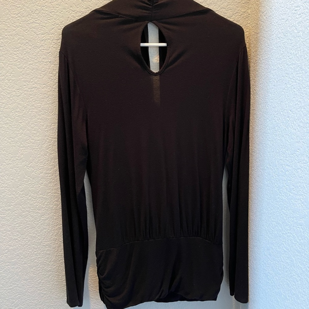Long sleeve, open back, key hole blouse